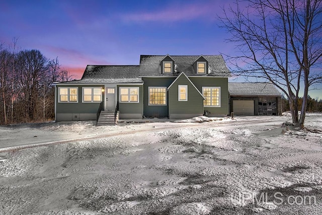 view of front of house featuring crawl space and an attached garage