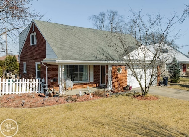 new england style home featuring brick siding, an attached garage, a front lawn, and fence