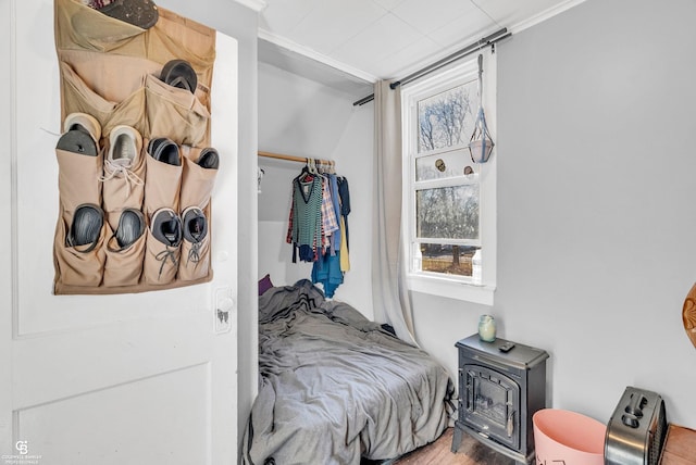 bedroom featuring a closet