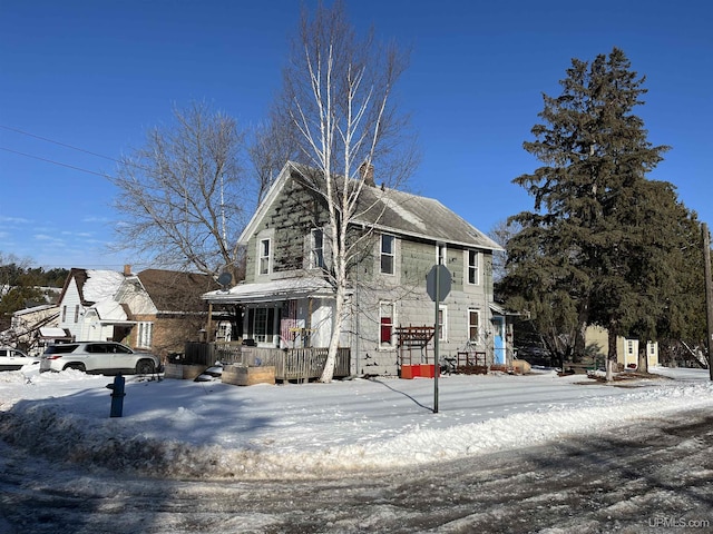 view of front of home