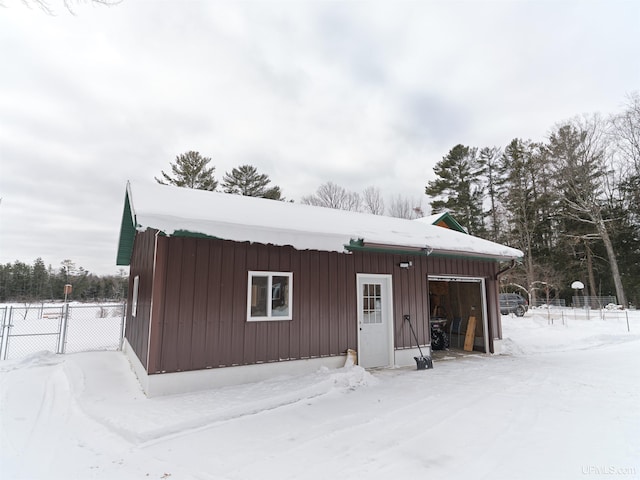 exterior space with fence