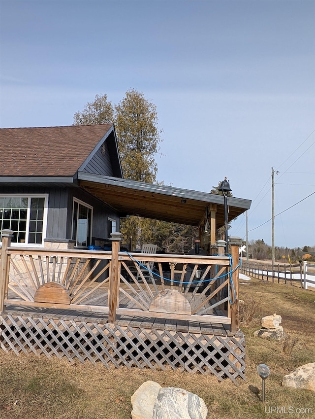 exterior space featuring a carport