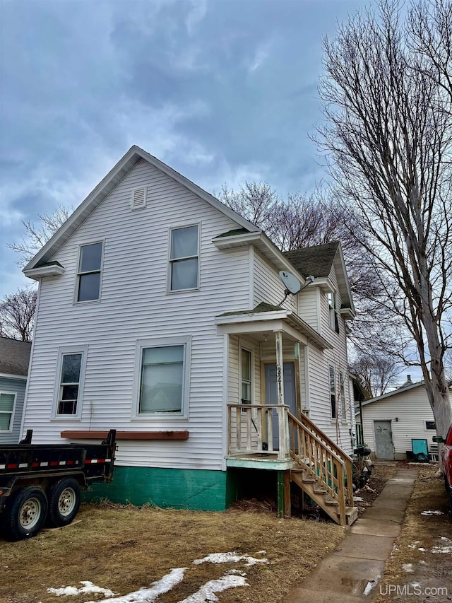 view of front of house