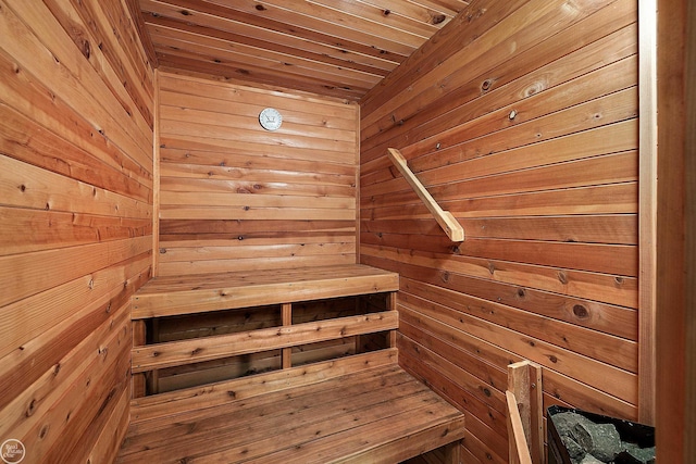 view of sauna / steam room