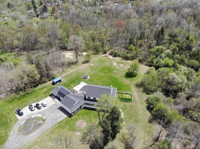 3156 E Maple Ave, Grand Blanc, MI 48507 - aerial view of property and surrounding area with a forest