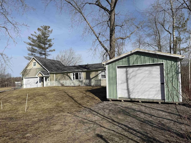 view of outbuilding with an outbuilding