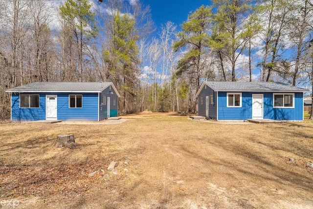 2407 Karen St, Prescott, MI 48756 - view of yard with an outdoor structure