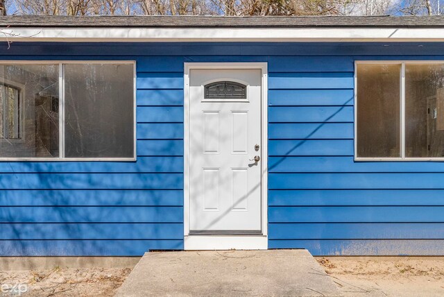 2407 Karen St, Prescott, MI 48756 - view of property entrance