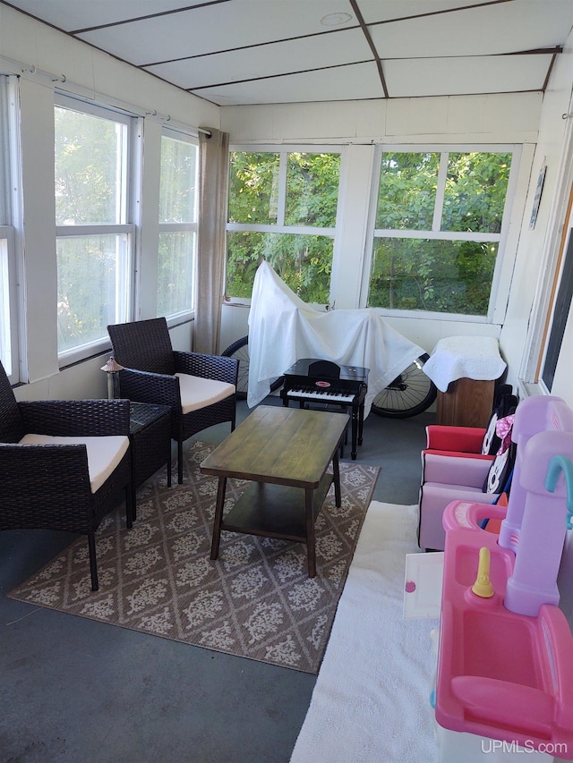 view of sunroom / solarium