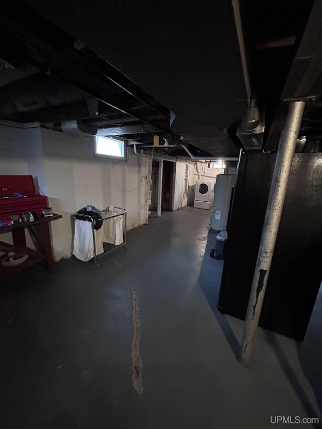 basement featuring washer / clothes dryer
