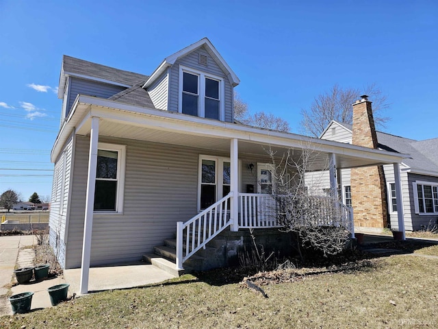 view of front of house with a porch