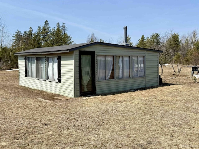 view of property exterior