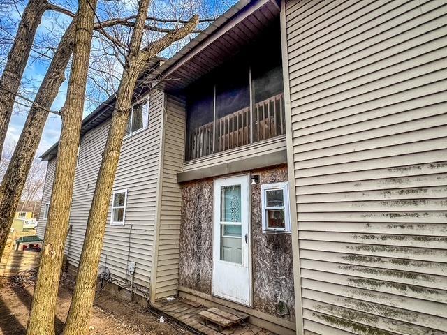 view of side of home