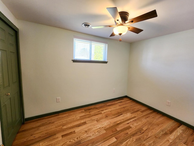 unfurnished bedroom with visible vents, light wood-style flooring, baseboards, and ceiling fan