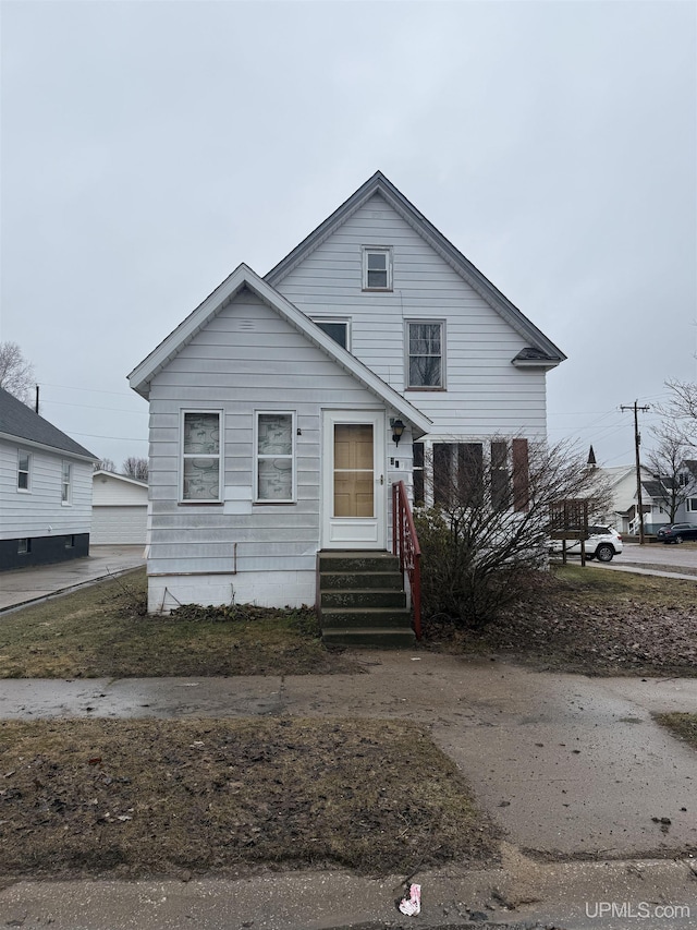 231 E Chocolay St, Munising, MI 49862 - view of front of home with entry steps
