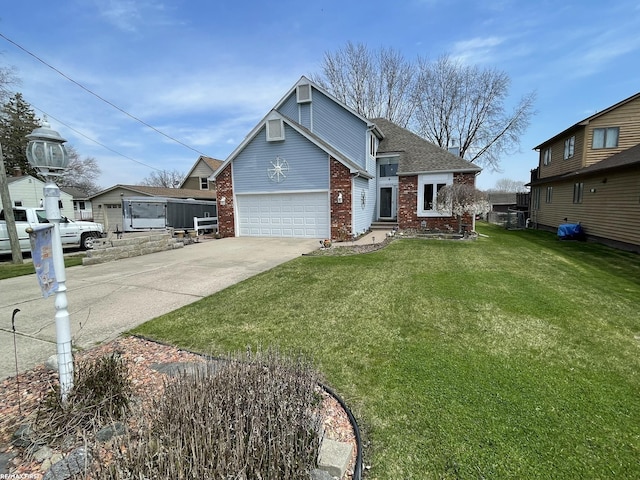 view of front of home featuring a shingled roof, a front lawn, driveway, brick siding, and a garage