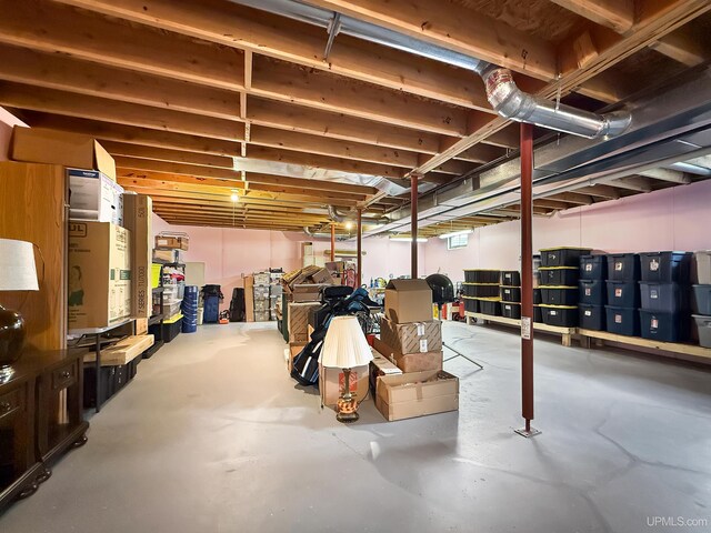 2709 W 6th Ave, Gladstone, MI 49837 - view of unfinished below grade area