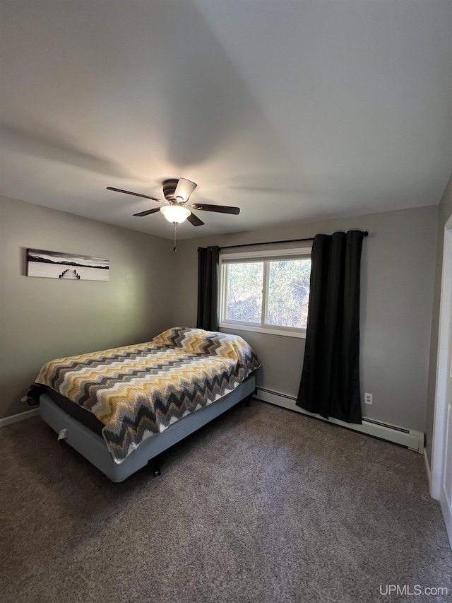 bedroom featuring a ceiling fan, baseboards, and carpet floors