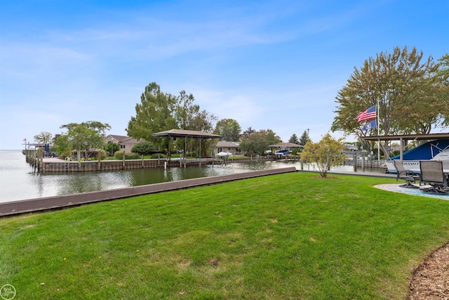 view of yard with a water view