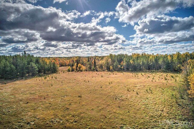 255 Laramie Rd, Gwinn, MI 49841