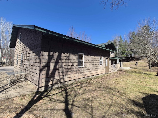 view of property exterior