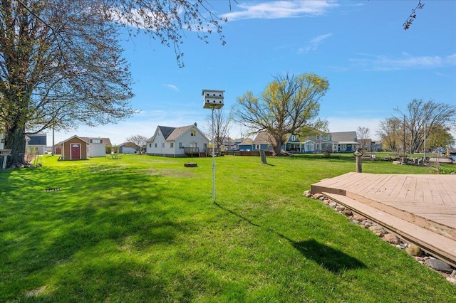 view of yard with a residential view