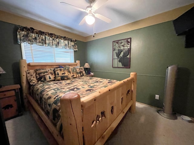 bedroom featuring carpet floors and a ceiling fan