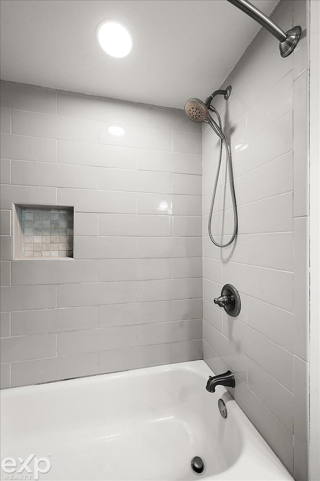 bathroom featuring shower / bathtub combination