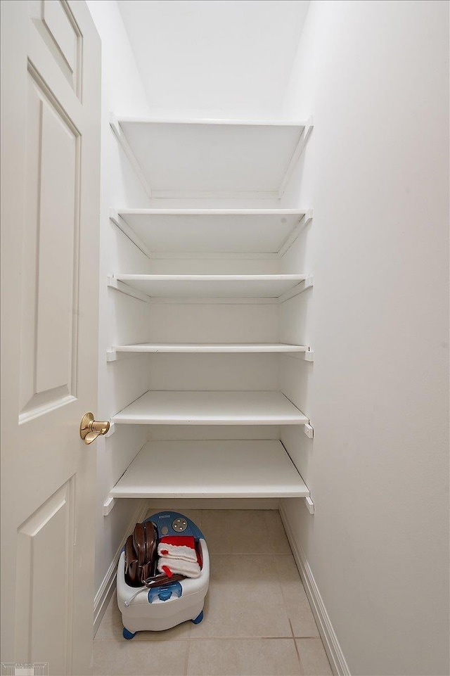 15113 Totten Pl, Shelby Twp, MI 48315 - view of pantry
