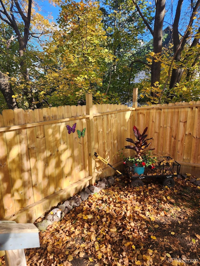view of yard with fence