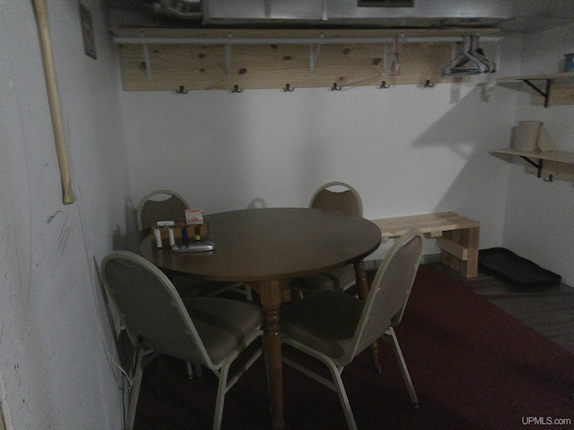 dining space with visible vents