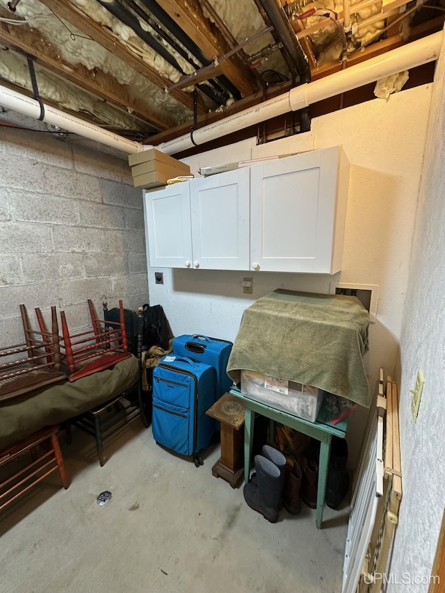 view of unfinished basement