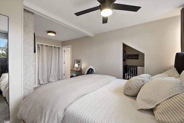 bedroom with a ceiling fan