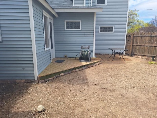 546 N Silverleaf St, Gladwin, MI 48624 - view of patio