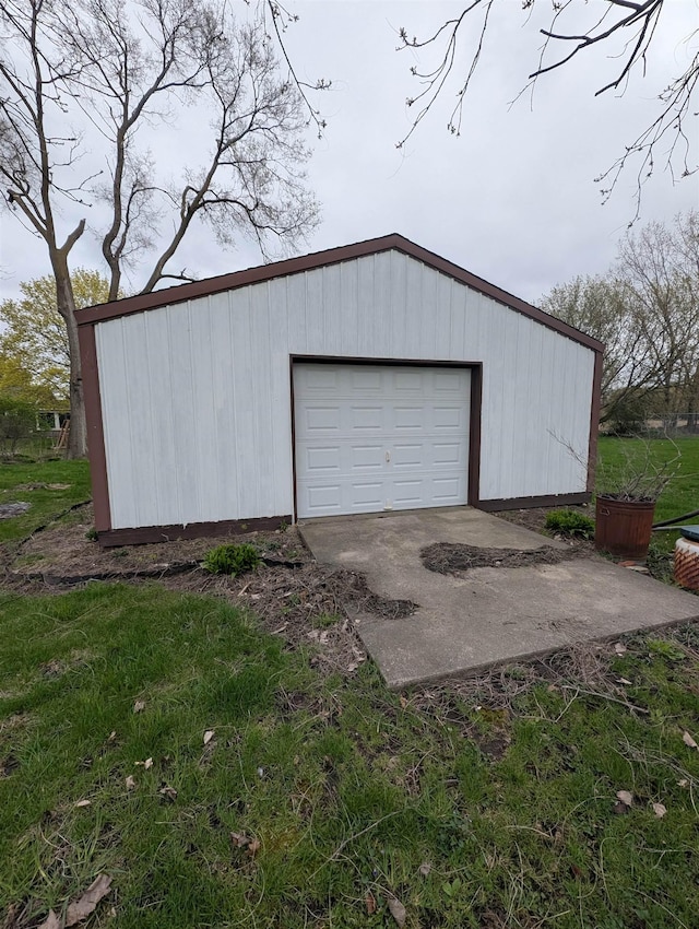 detached garage with driveway