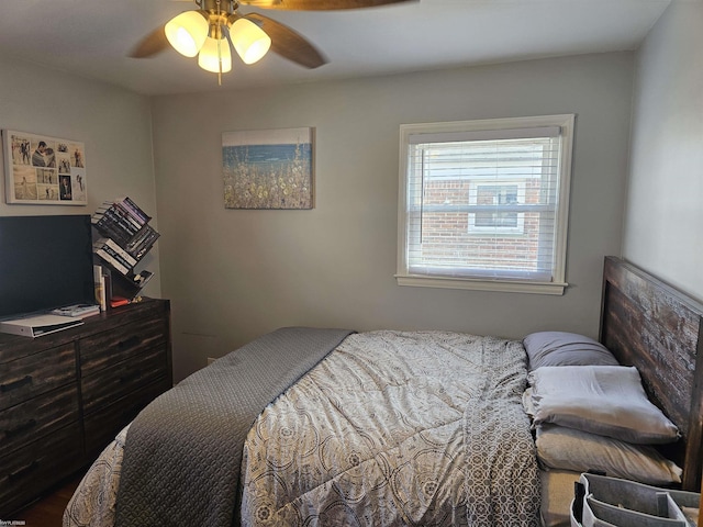 bedroom featuring ceiling fan