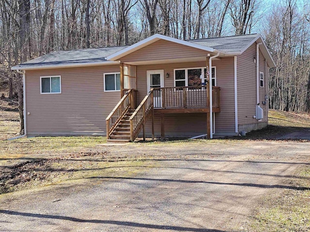 131 Midway Dr, Negaunee, MI 49866 - view of front of house with a porch