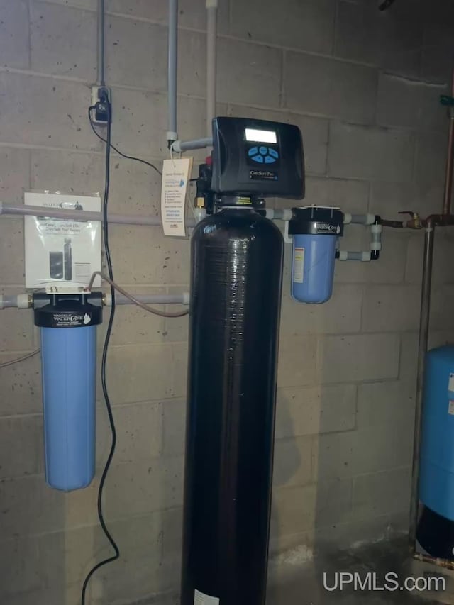 view of utility room