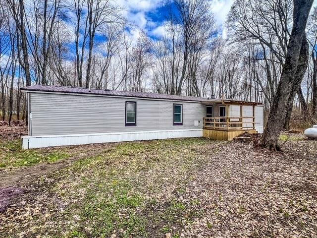 view of front of home featuring a deck