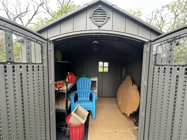 view of outbuilding