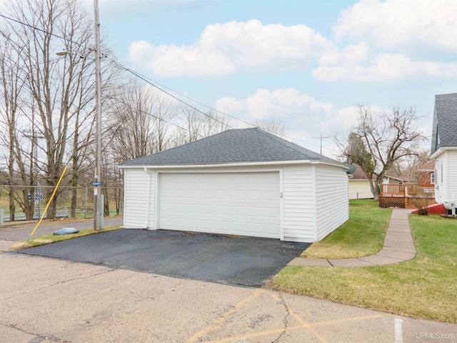 view of detached garage