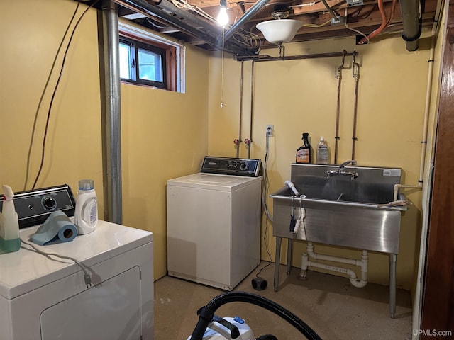 washroom featuring independent washer and dryer