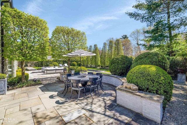 view of patio with outdoor dining space