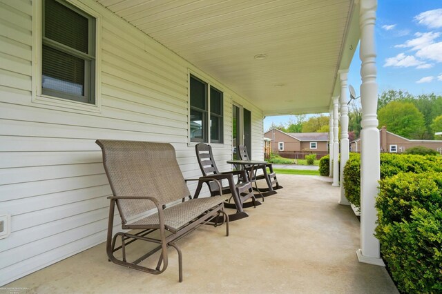 view of patio / terrace featuring covered porch