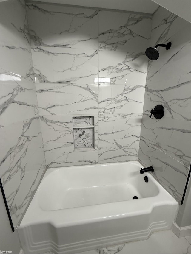 11968 Lakepointe St, Detroit, MI 48224 - view of bathroom