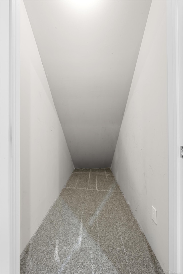 835 Crestwood Ln, Rochester Hills, MI 48309 - view of staircase