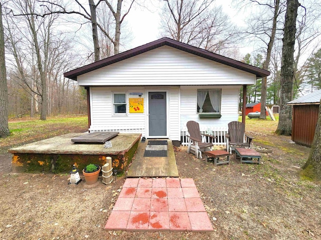 6494 Birch St, Gladwin, MI 48624 - view of front of house