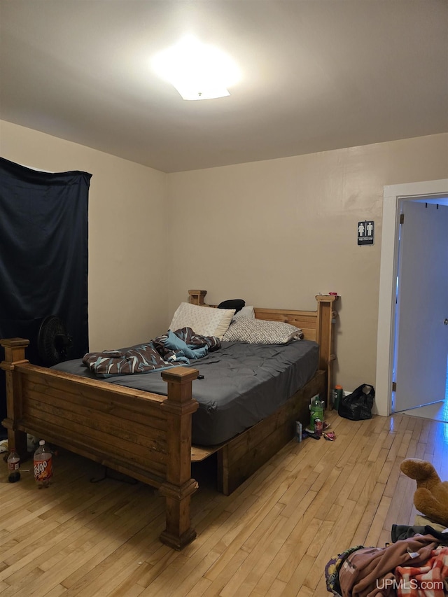 118 S Tamarack St, Laurium, MI 49913 - bedroom with light wood-style flooring