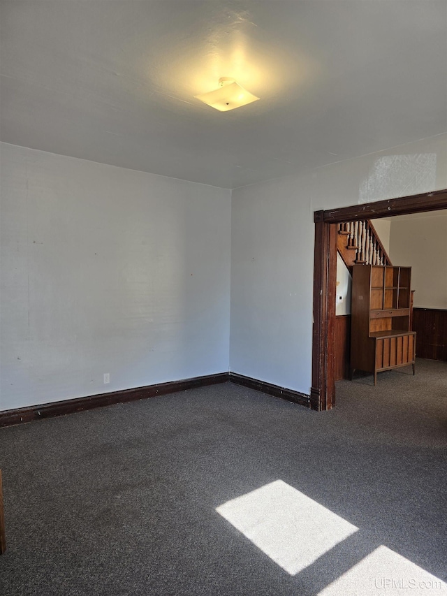 118 S Tamarack St, Laurium, MI 49913 - unfurnished room with carpet and stairs