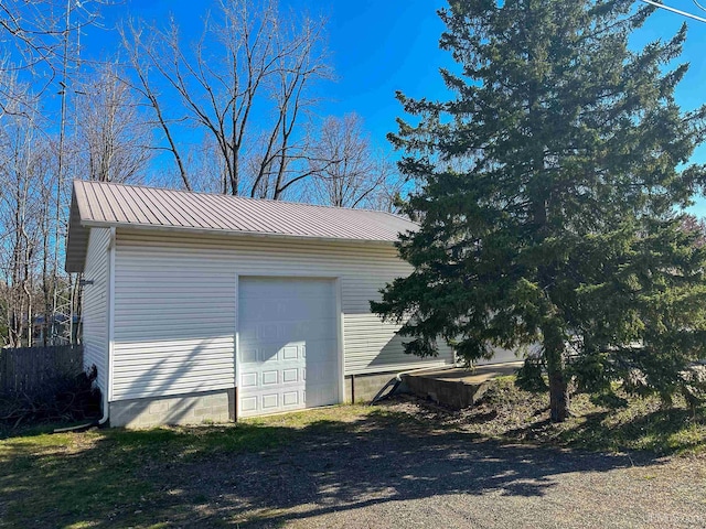 2246 Allen St, Marquette, MI 49855 - detached garage with driveway